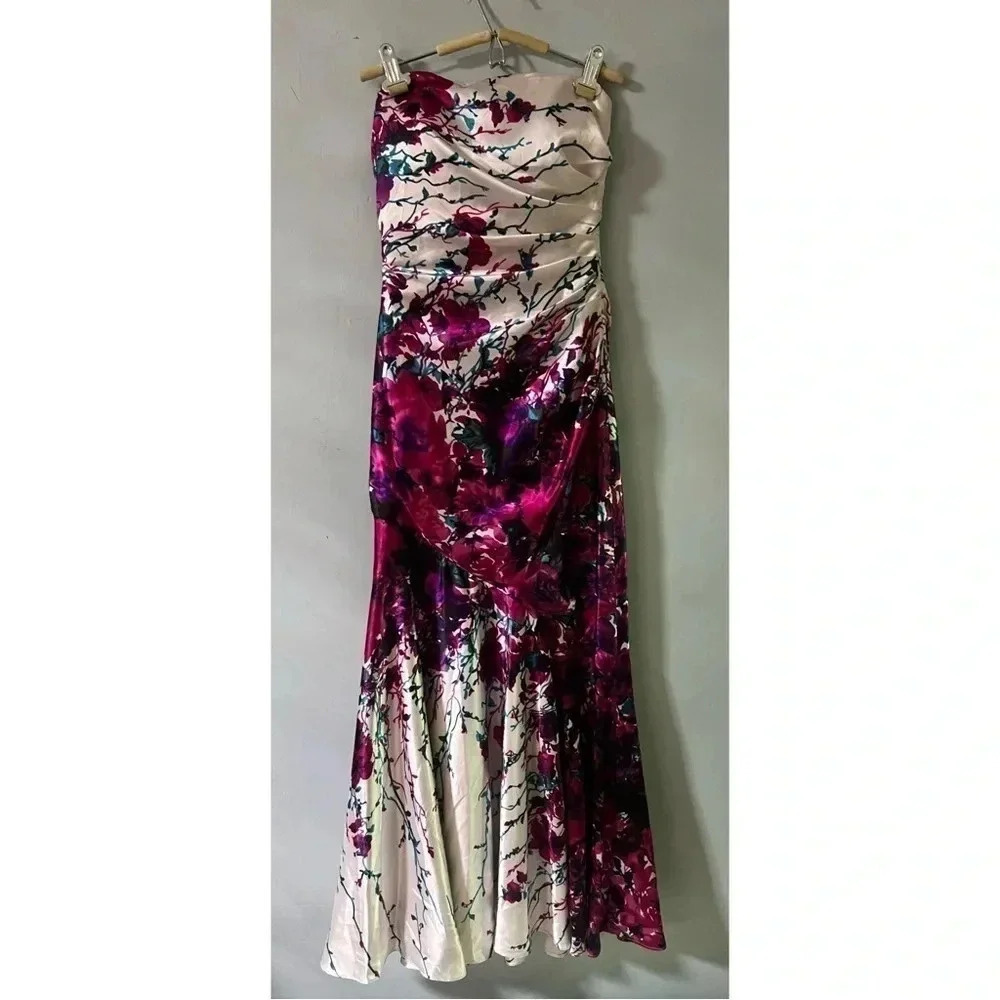 LA FEMME Women’s Gorgeous Floral Gown - Picture 3 of 12